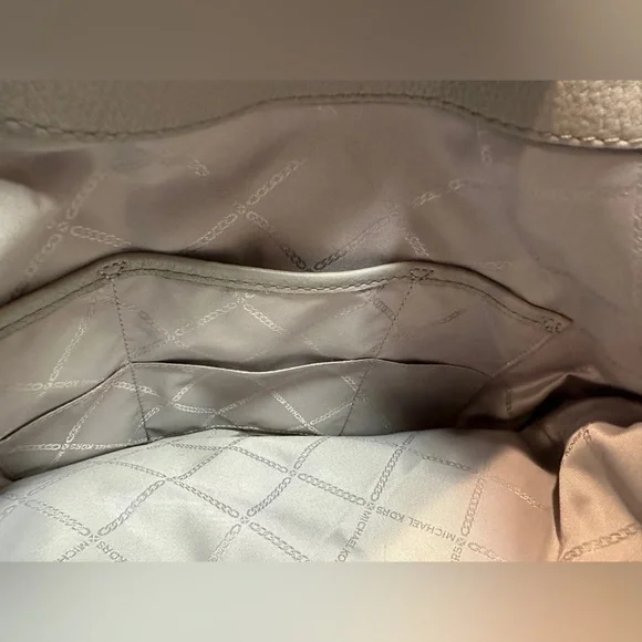 Michael Kors Large Pearl Gray Leather Double Chain Handle Shoulder Bag - Picture 14 of 16